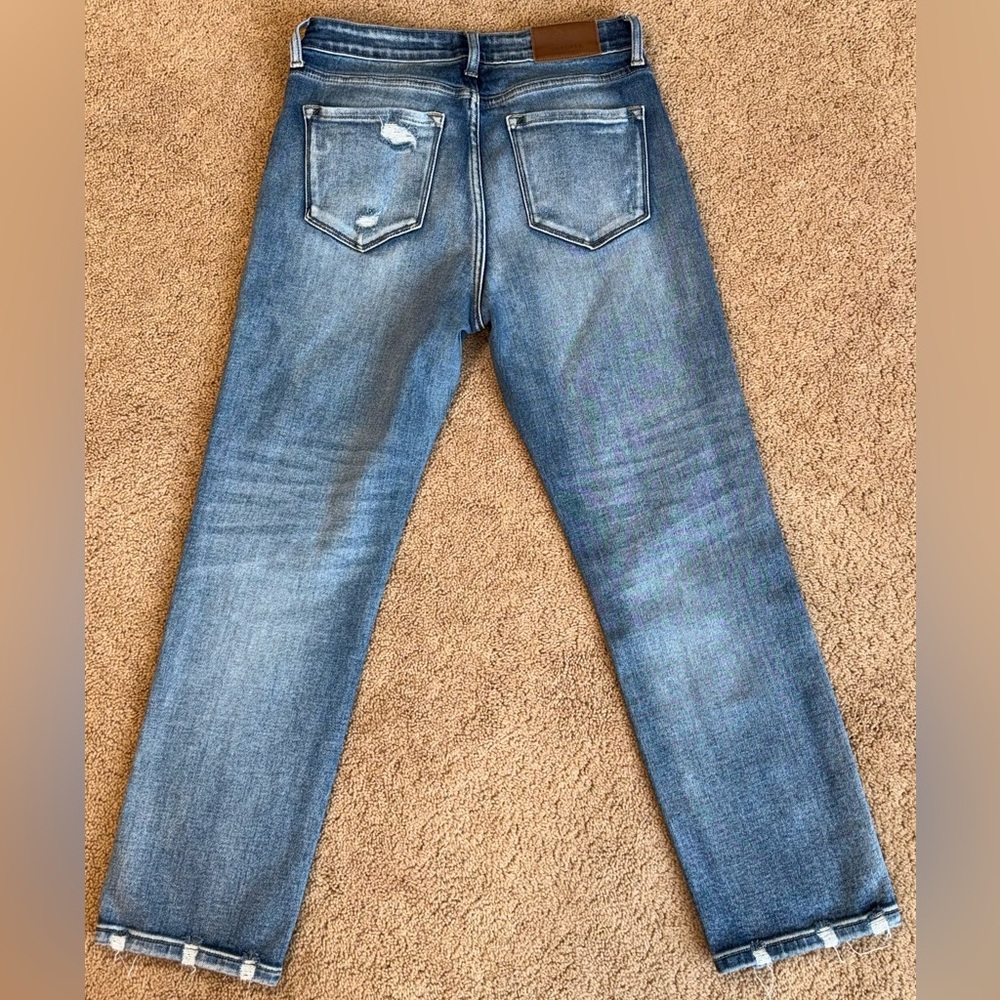 High Rise Straight Leg Jeans w/ Stretch - Picture 5 of 5